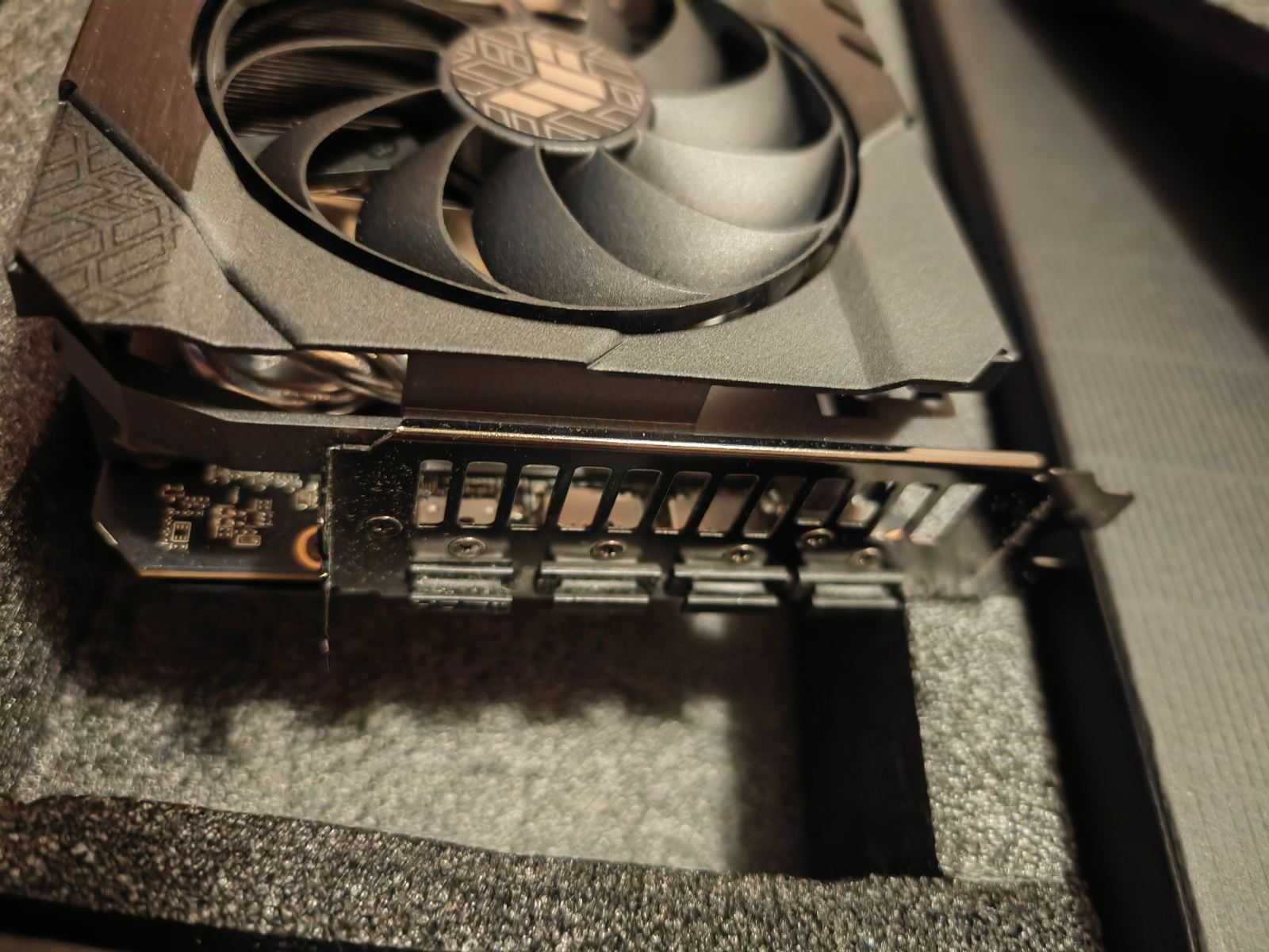 НОВА ! ASUS TUF Gaming Radeon RX 6800 OC 16GB GDDR6