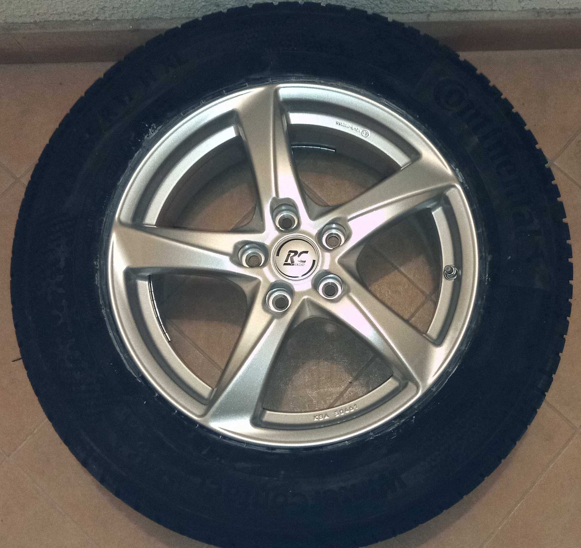 Зимни гуми Continental 235/65 R17 (с нови джанти и датчици, 2023 г.)