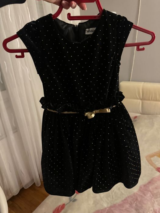 Детски рокли 4-5 г