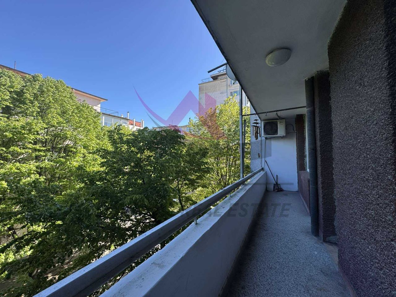 Дава се под наем Двустаен апартамент в Варна, Общината - 57 кв.м за 350 € - Снимка #5