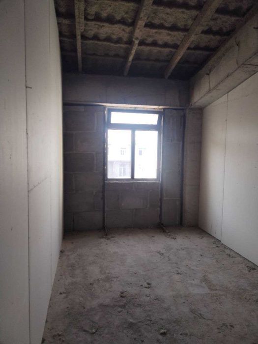 Продается 2-ур квартира в новостройке с кадастром Кирпич 5/9/10. 185кв