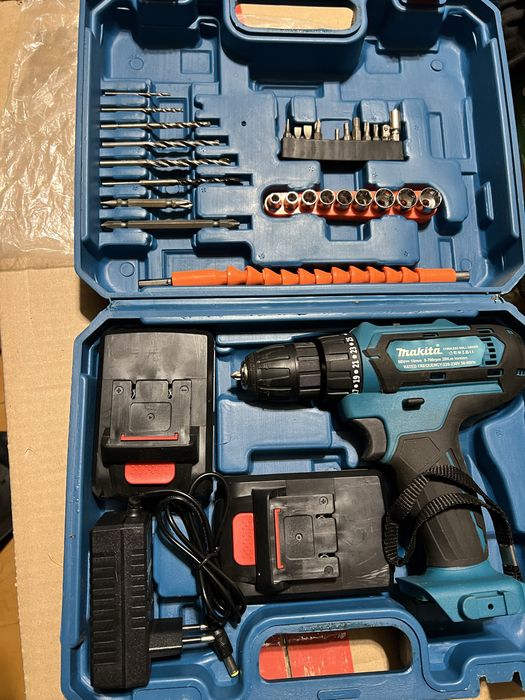 Шуруповерт аккумуляторный