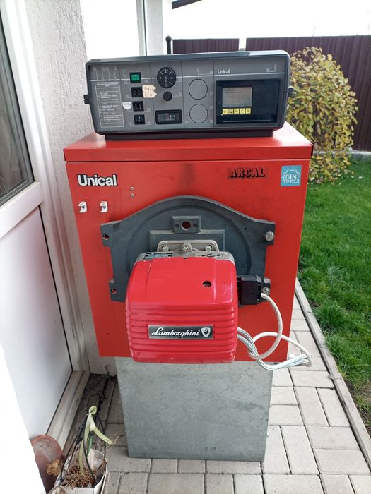 Centrală pe combustibil lichid