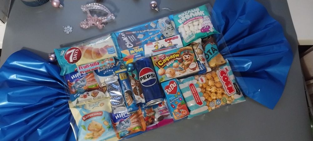Большая конфета.  Детский бокс.  Новогодний подарок
