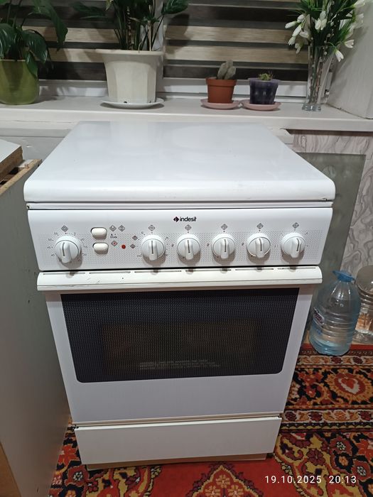 Продам плиту. Состояние отличное.
