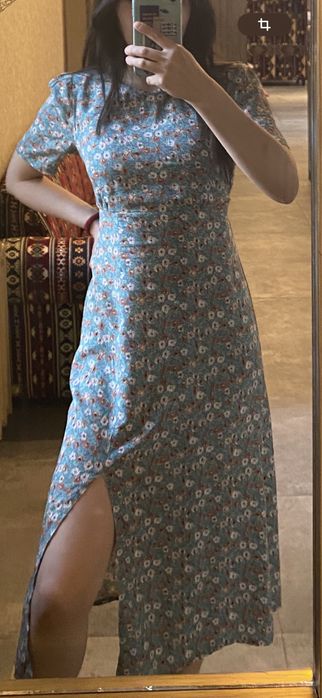 Продаю платье б/у летнее