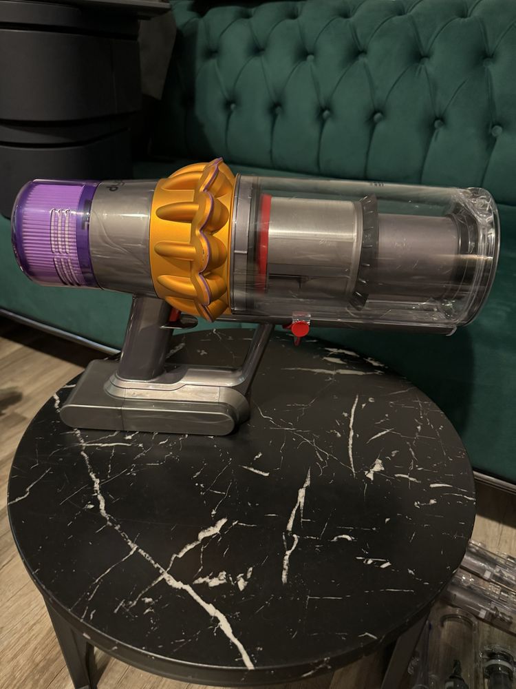 Curatare profesionala aspiratoare Dyson