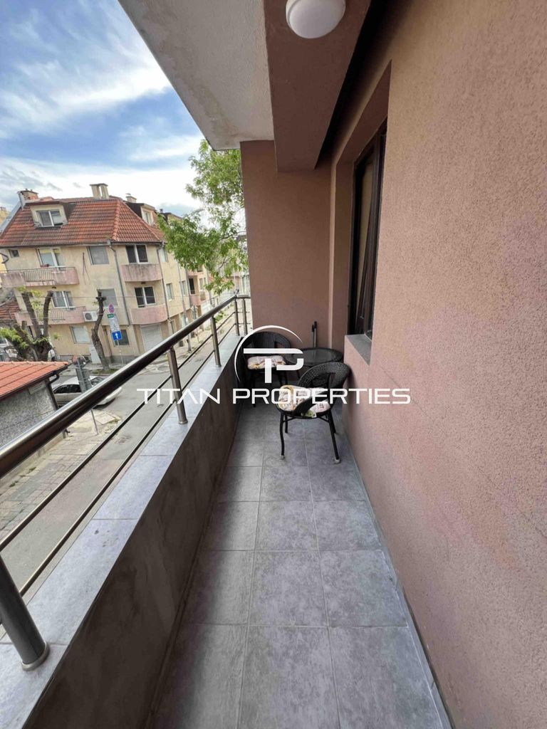 Дава се под наем Тристаен апартамент в Варна, Колхозен пазар - 80 кв.м за 650 € - Снимка #9