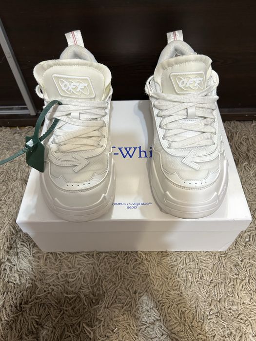 Adidasi Off White Odsy