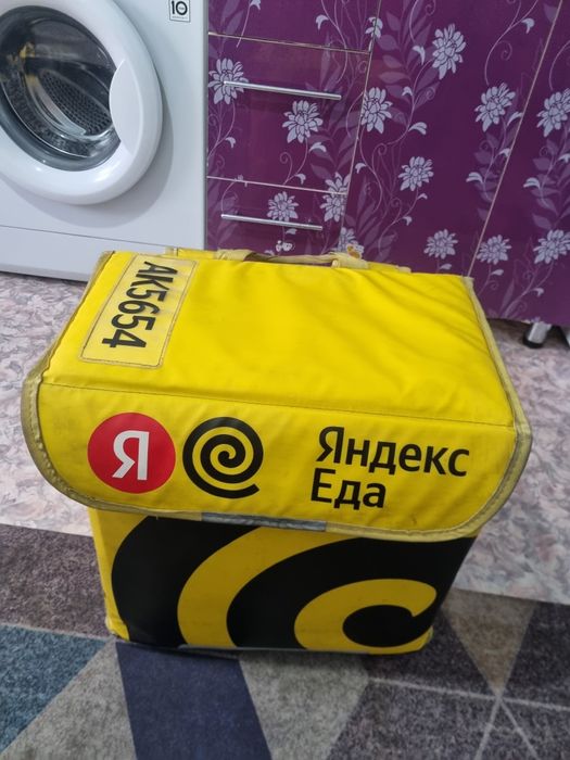 Термосумка яндекс в хорошем состоянии