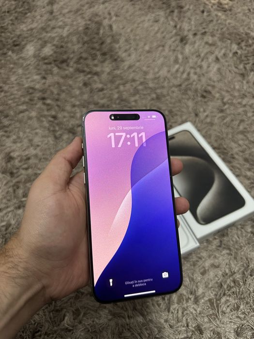 Vand iPhone 15 Pro Max - 256 GB - CA NOU