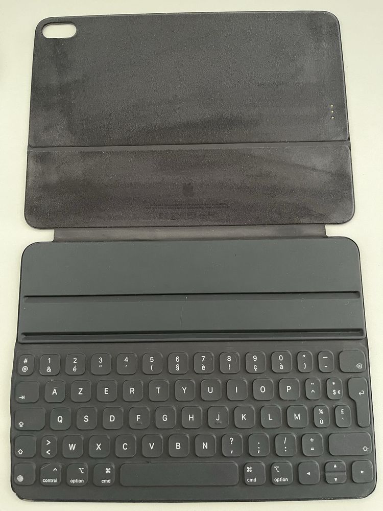 iPad Air 4th 10.9” 64GB + Smart keyboard + Apple Pen 2nd gen