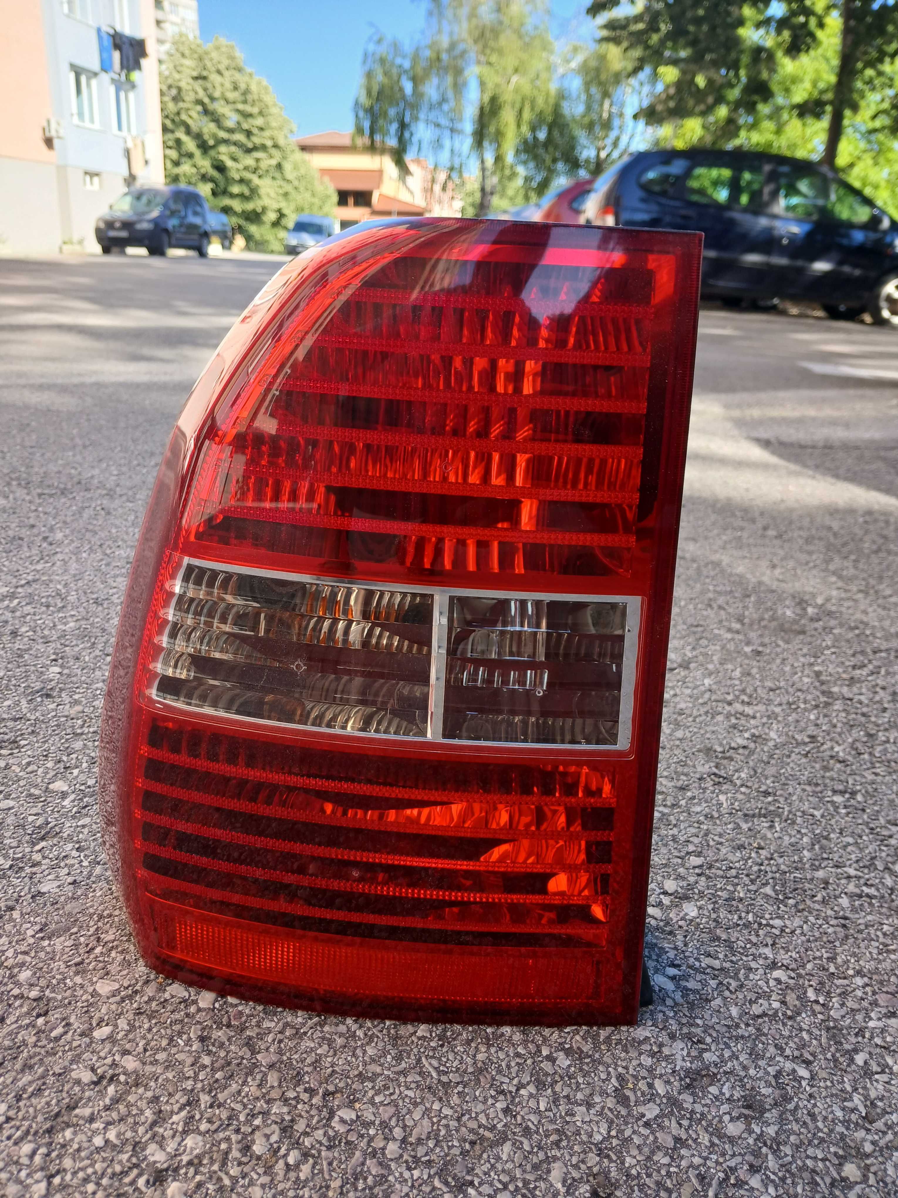 Продавам ляв стоп за Кия спортидж 2004/2009