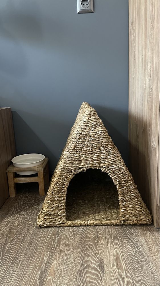 Zara Home Къща за кучета/котки/домашни любимци от морска трева