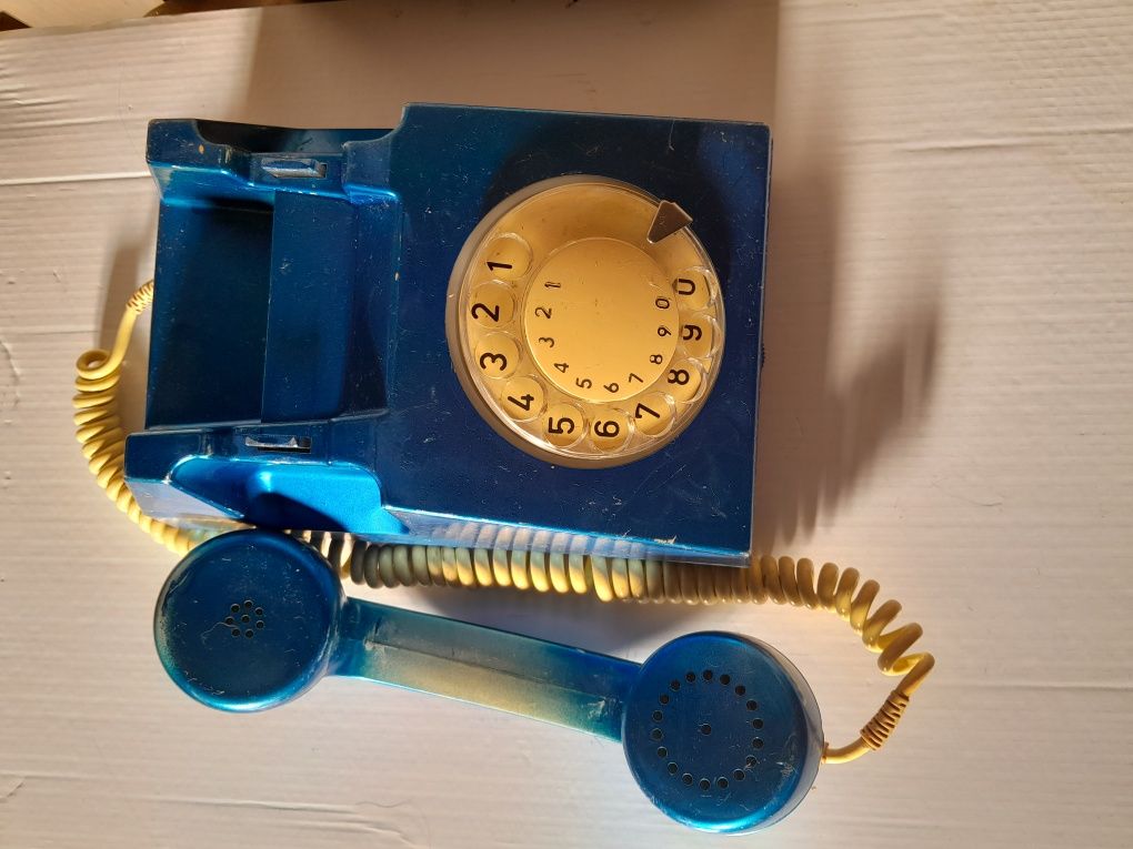 Telefon romanesc cu disc