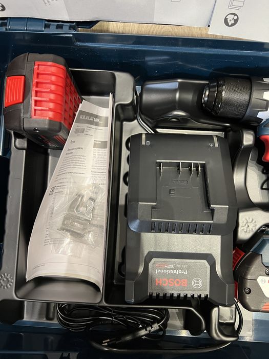 Autofiletanta Bosch GSR 18V-60C cu ac 4 ah si inc-Noua