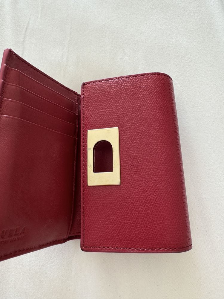 Дамски портфейл Furla