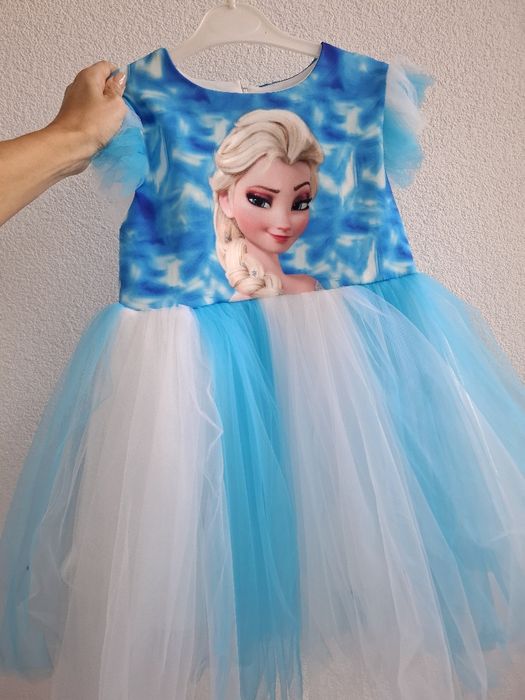 Рокля Елза и Анна