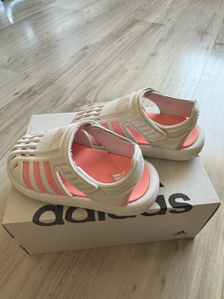 Сандали Adidas
