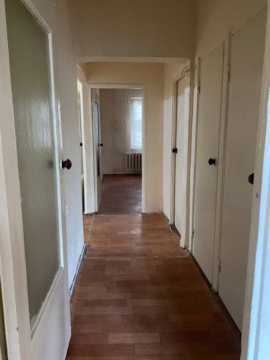 Axmad yugnakiy 3 xona kvartira ijaraga beriladi