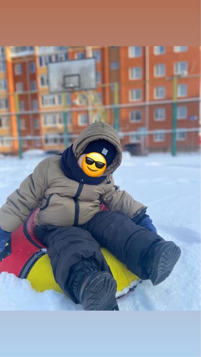 Продам детскую вверхнюю одежду