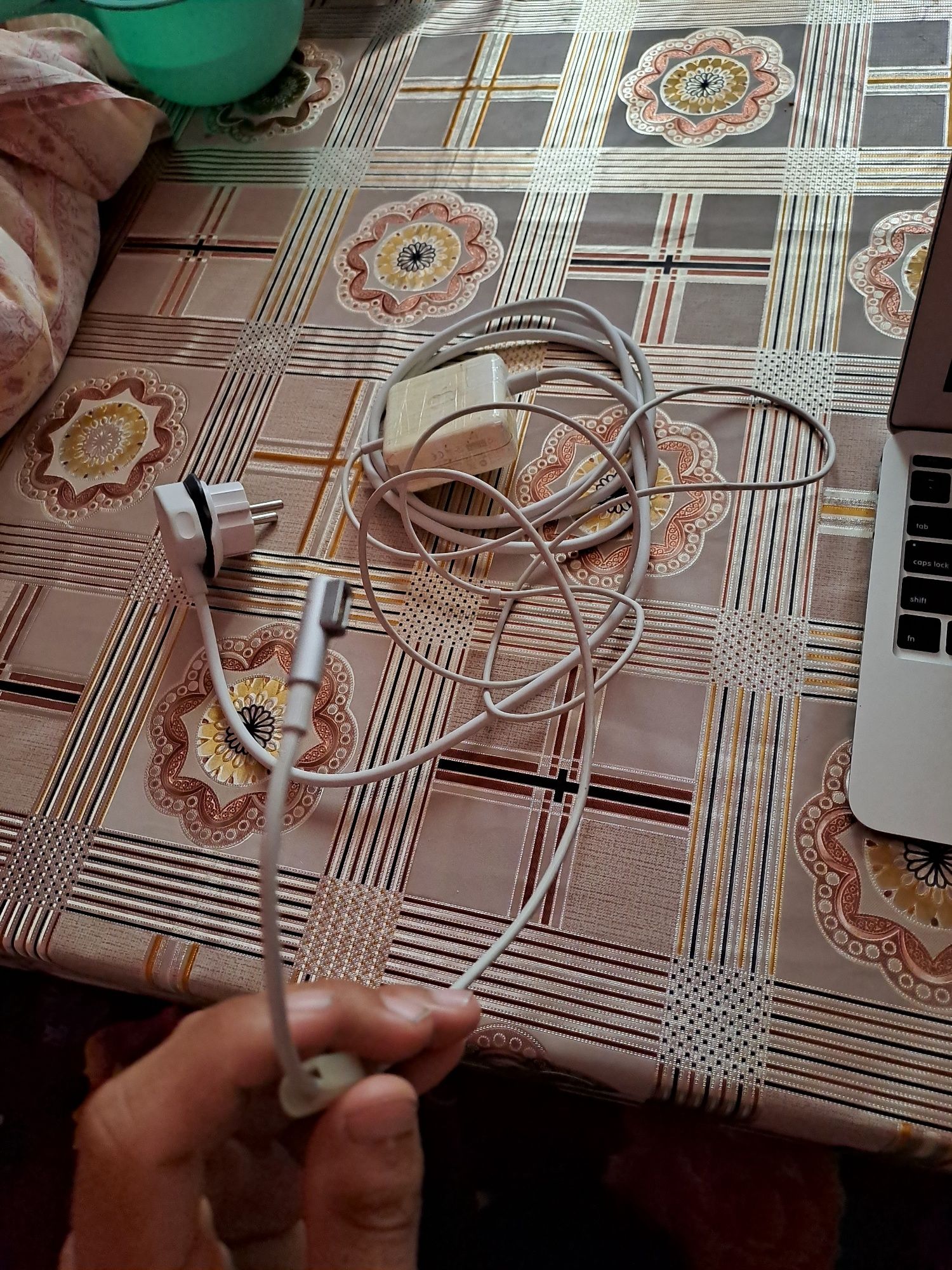 MacBook Air (11-inch, mid 2011)