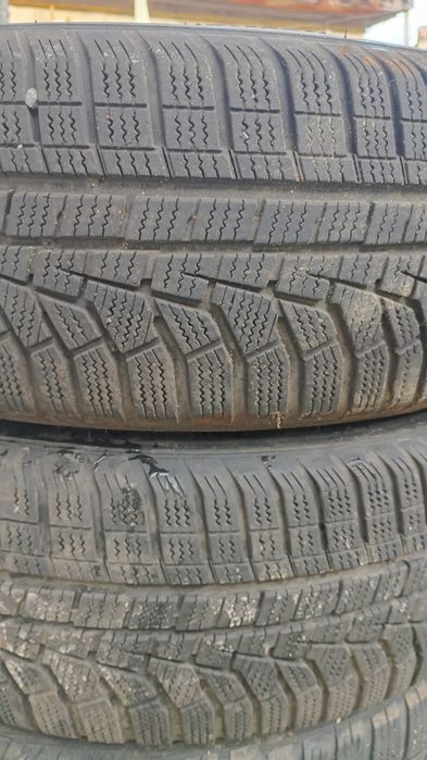Anvelope iarna 205/60/16