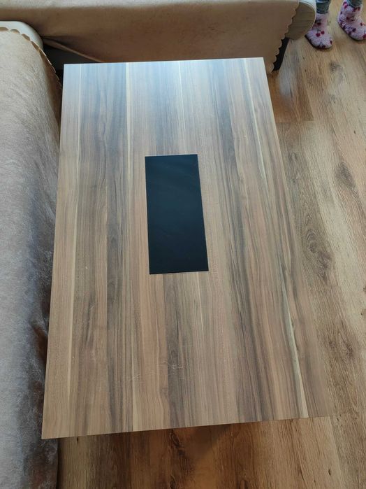 Холна маса от айко