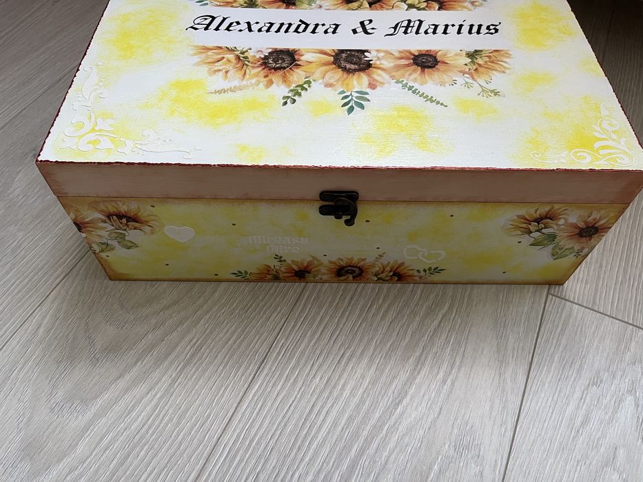 Cutie trusou/Lumanare botez