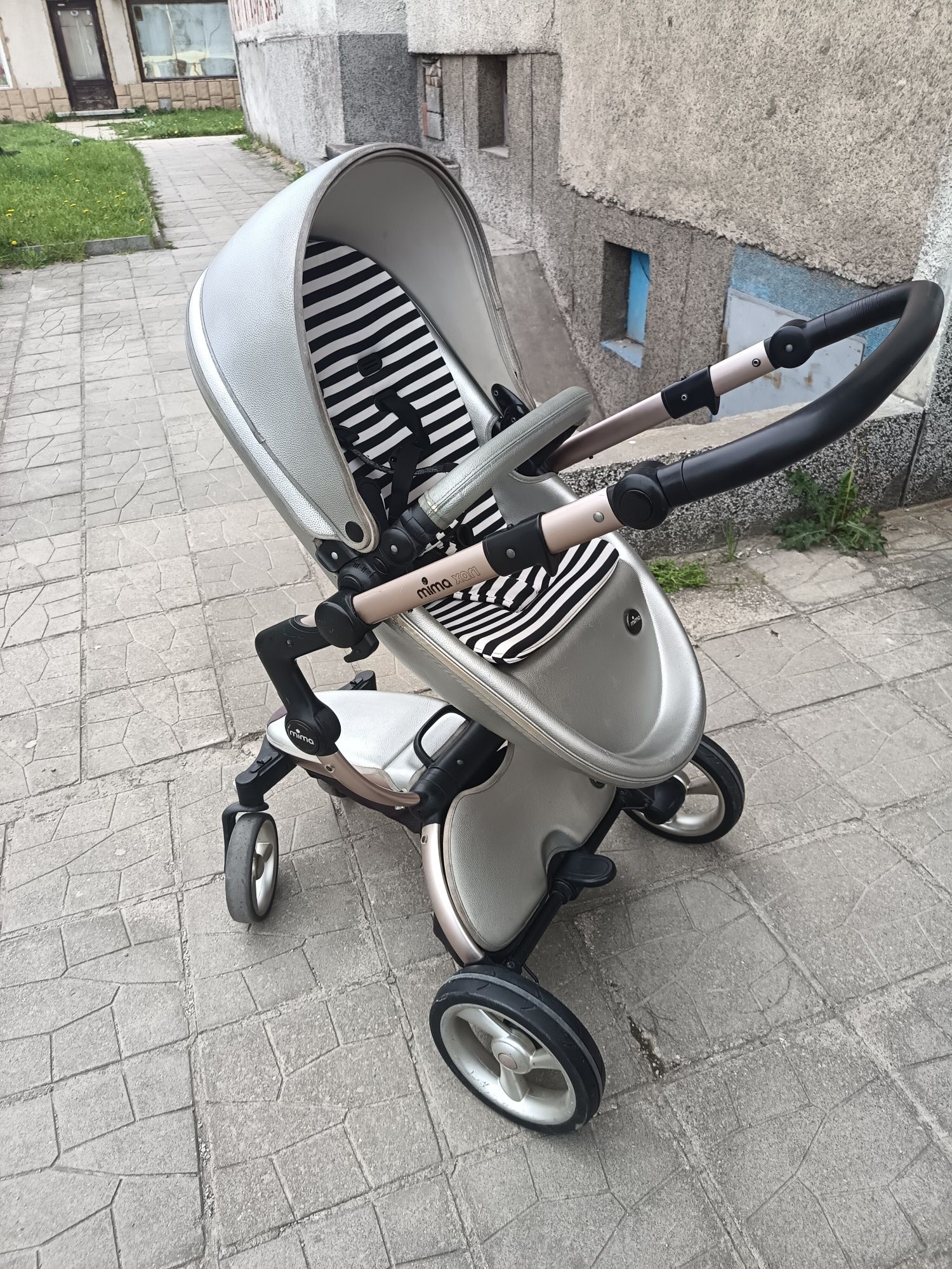 Бебешка количка Mima Xari