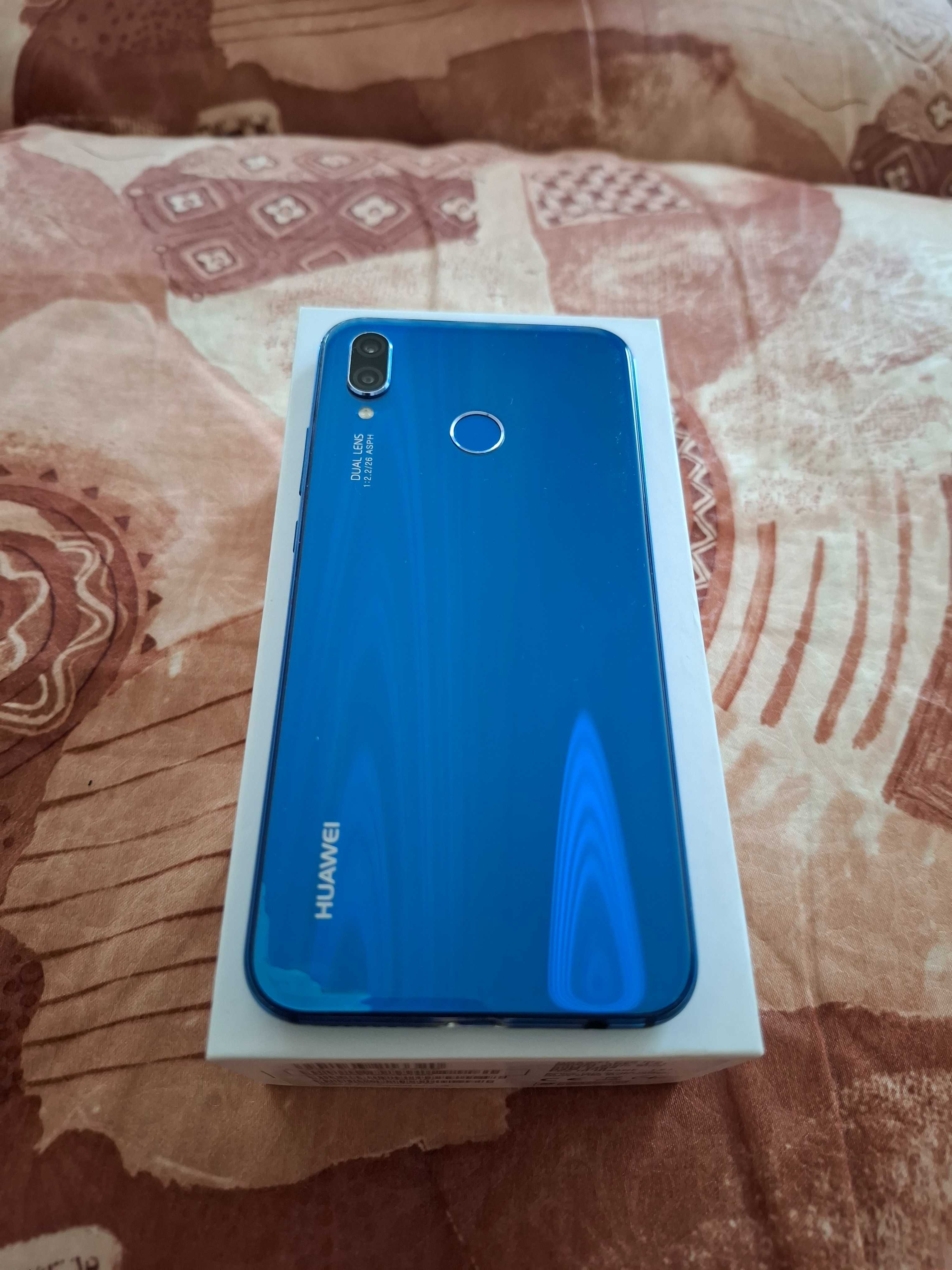 Смартфон Huawei P20 Lite