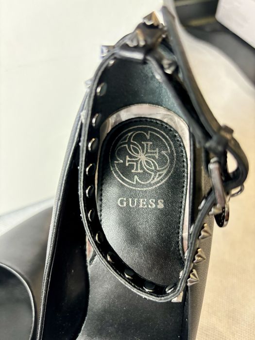 Обувки от естествена кожа