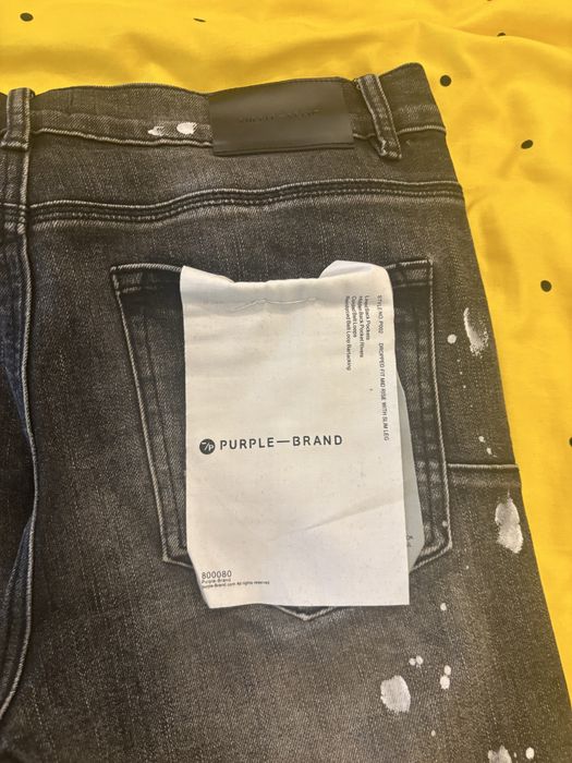 Blugi Purple Brand cu taguri