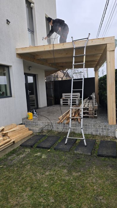 Vand ,  lemne si  tabla