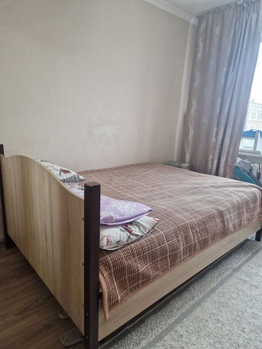 Продам кровать,полуторка