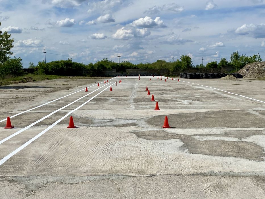 Scoala de soferi ADI & BOGDAN DRIVERS-LUGOJ Cat.AM,A1,A2,A,B,C,CE,D