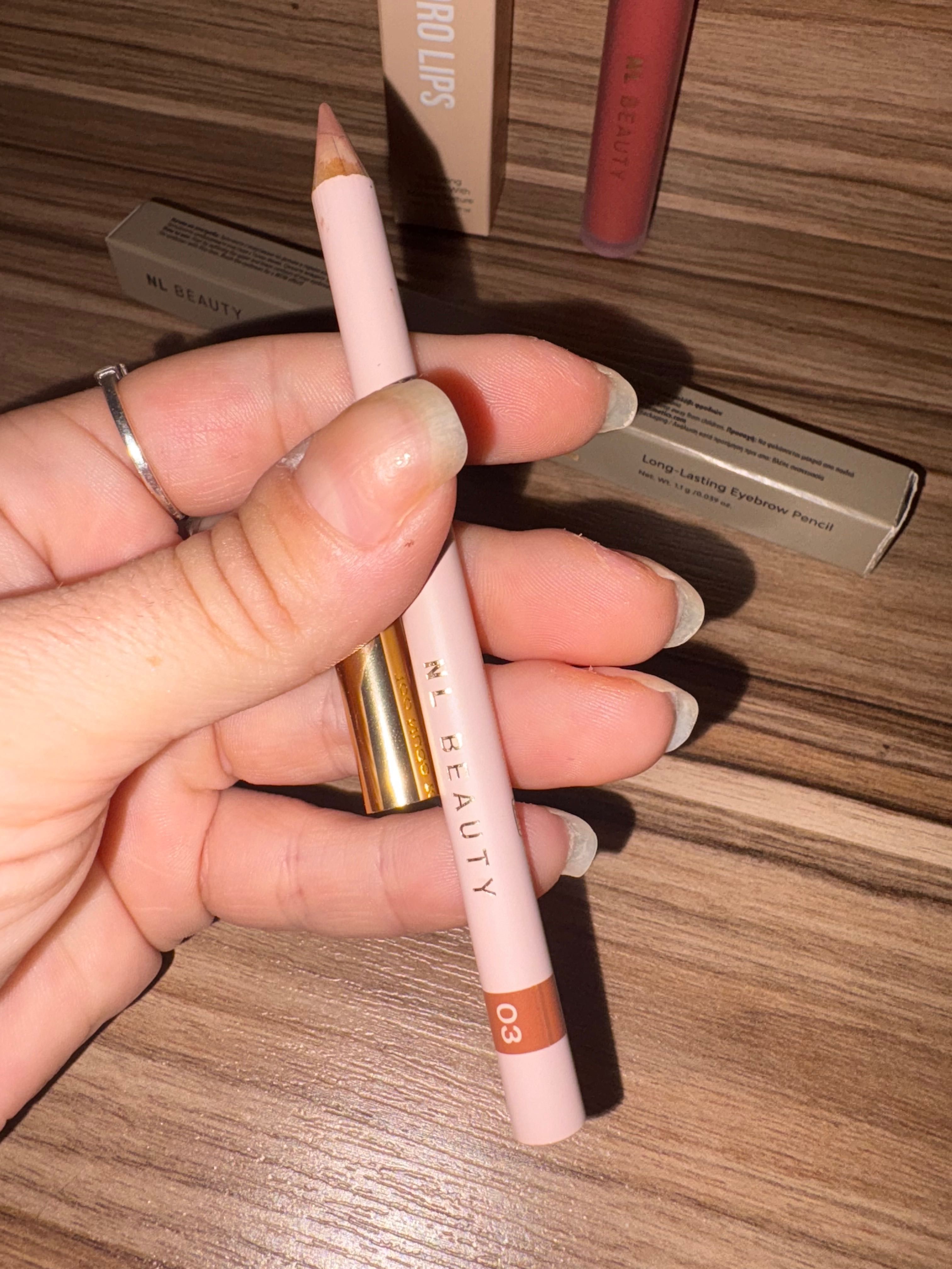 Декоративна козметика на Nl beauty