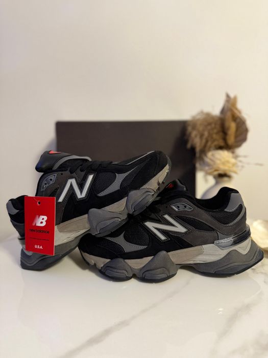 Adidasi New Balance 9060