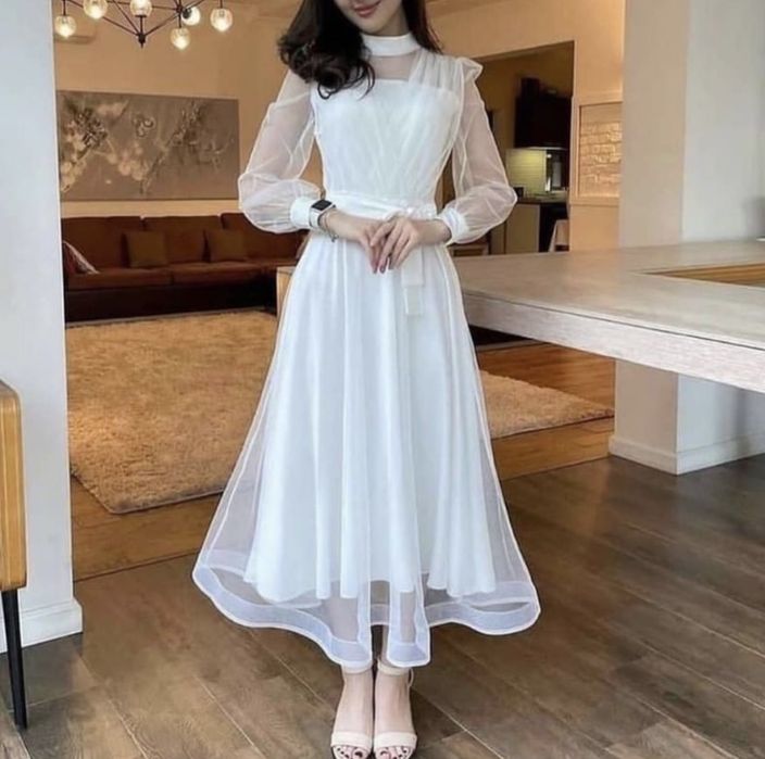 Белое платье (размер S)