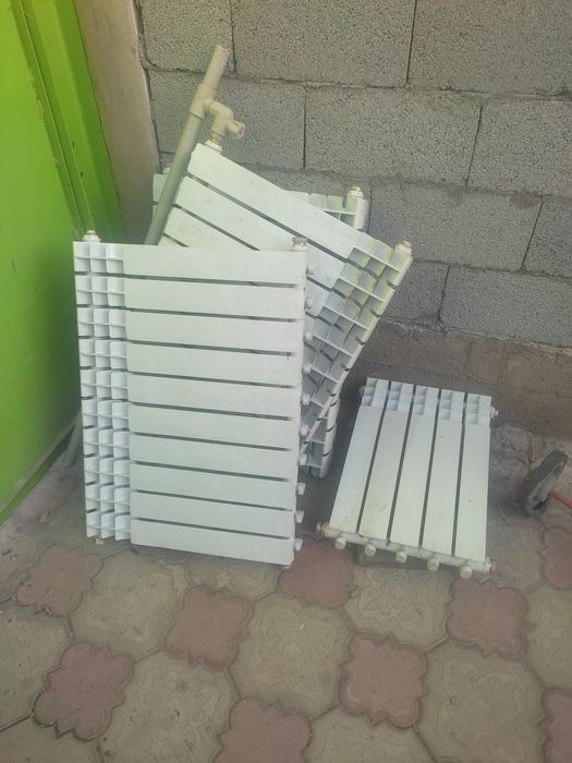 Продам ботареий биметаллические состояние отличное цена договорная