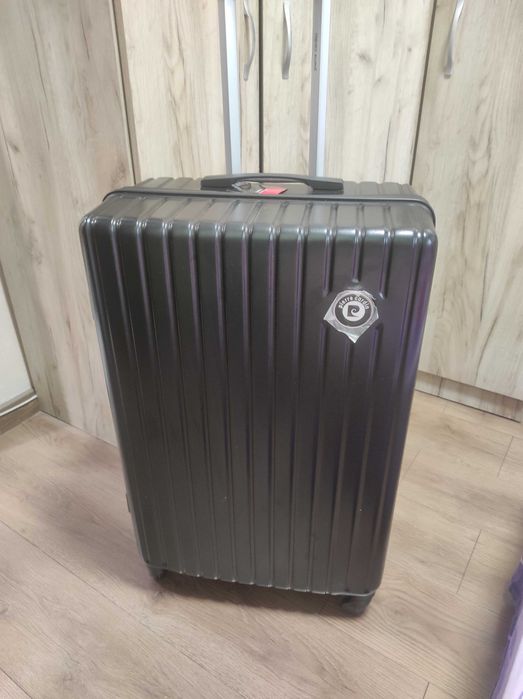 Куфар Pierre Cardin