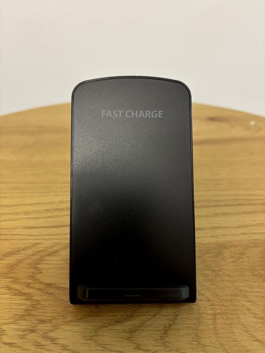 Încărcător Wireless Vertical 15W – Fast Charging