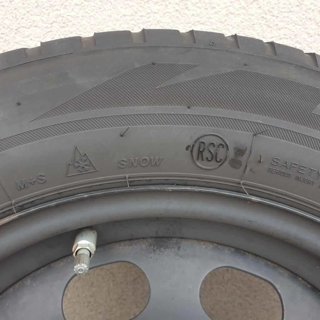 Vand roti de bmw run flat 205 60 R 16 M& S