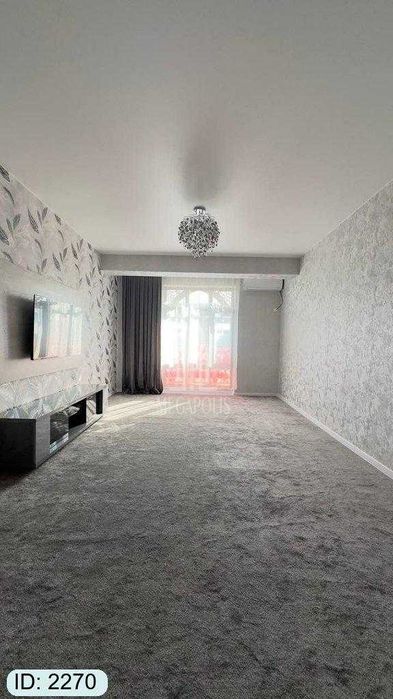 SOTILADI TEZDA №2270 Eski sum 3xonalik tayyor uyimiz sotuvda