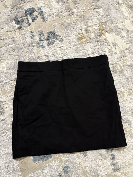 Юбка от бренда Mango