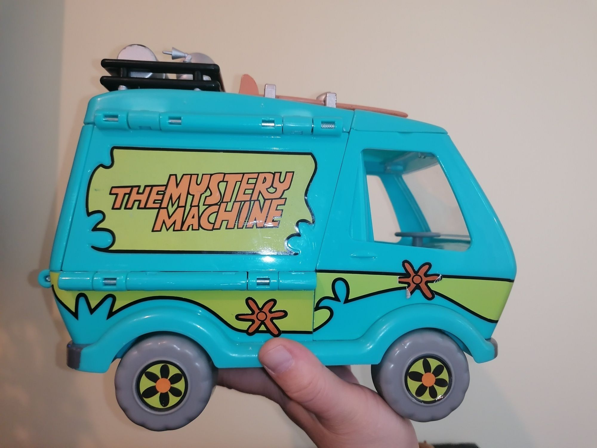 Mașina și figurine scooby doo