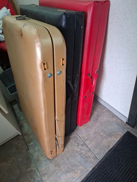 Продам кушетки для салона