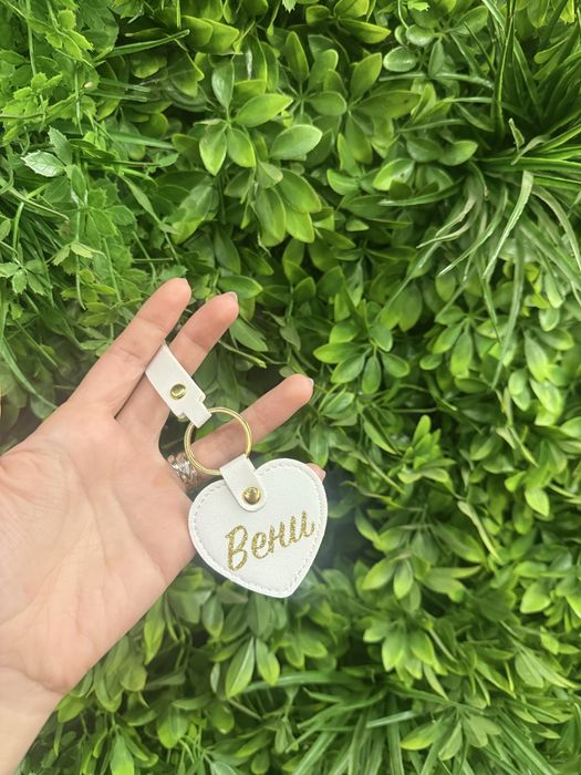 Чаши по ваш дизайн. Ключодържатели по ваш дизайн.