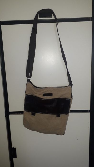 Geanta bărbătească