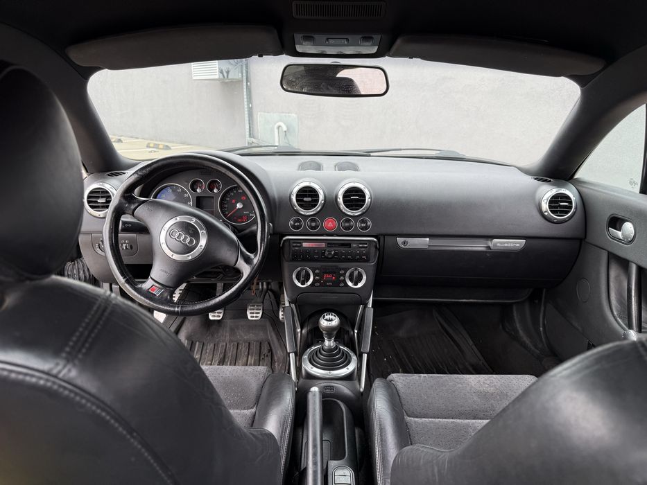 AUDI TT 1.8 quattro